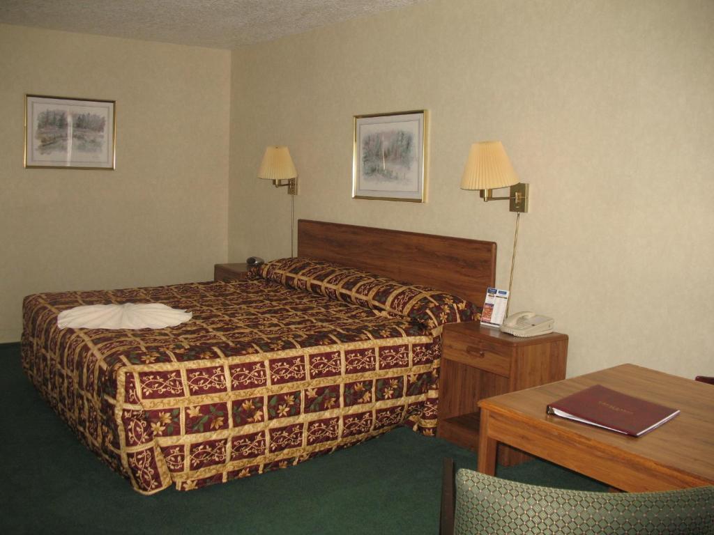 Great Lakes Inn Маккино Сити Экстерьер фото
