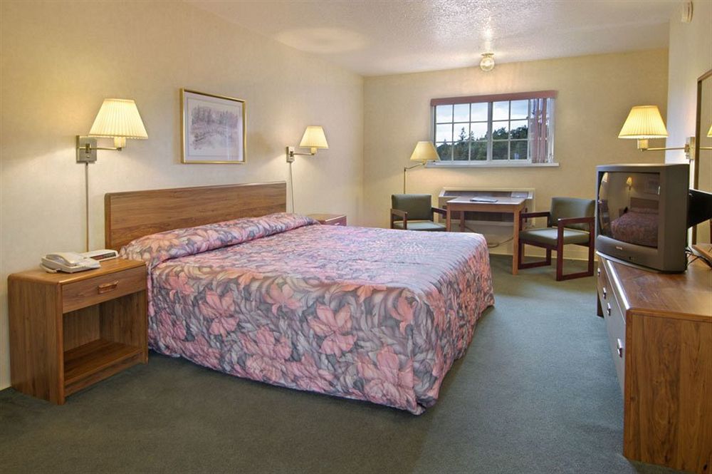Great Lakes Inn Маккино Сити Экстерьер фото